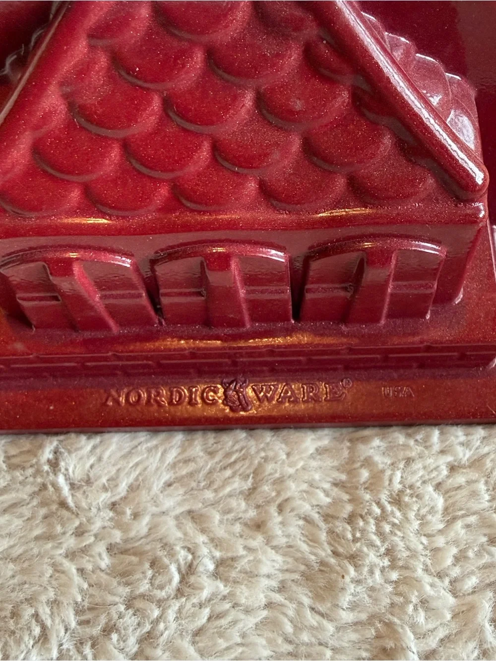 NordicWare Gingerbread House Bundt Pan